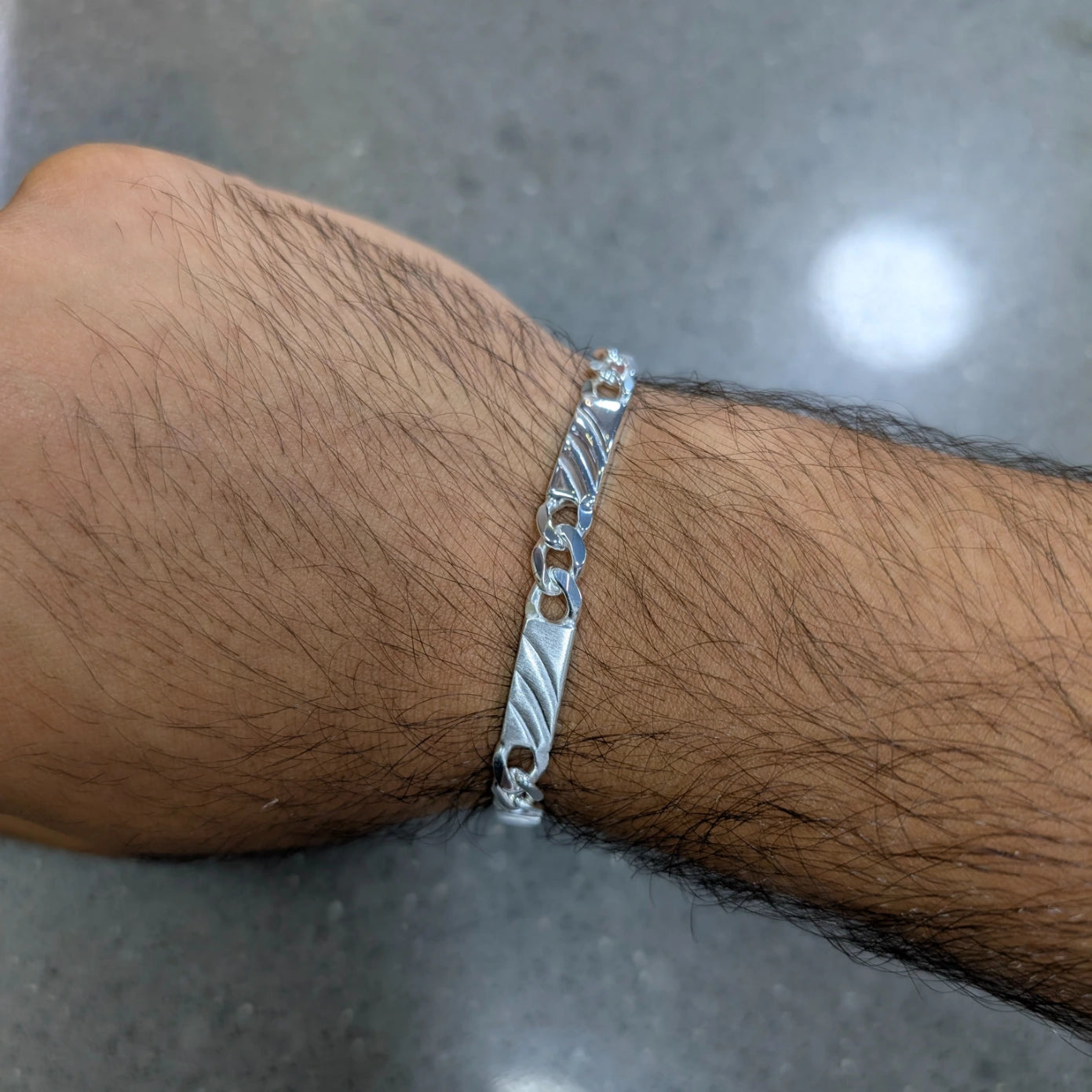Link Curb Chain with Striped Bar Bracelet