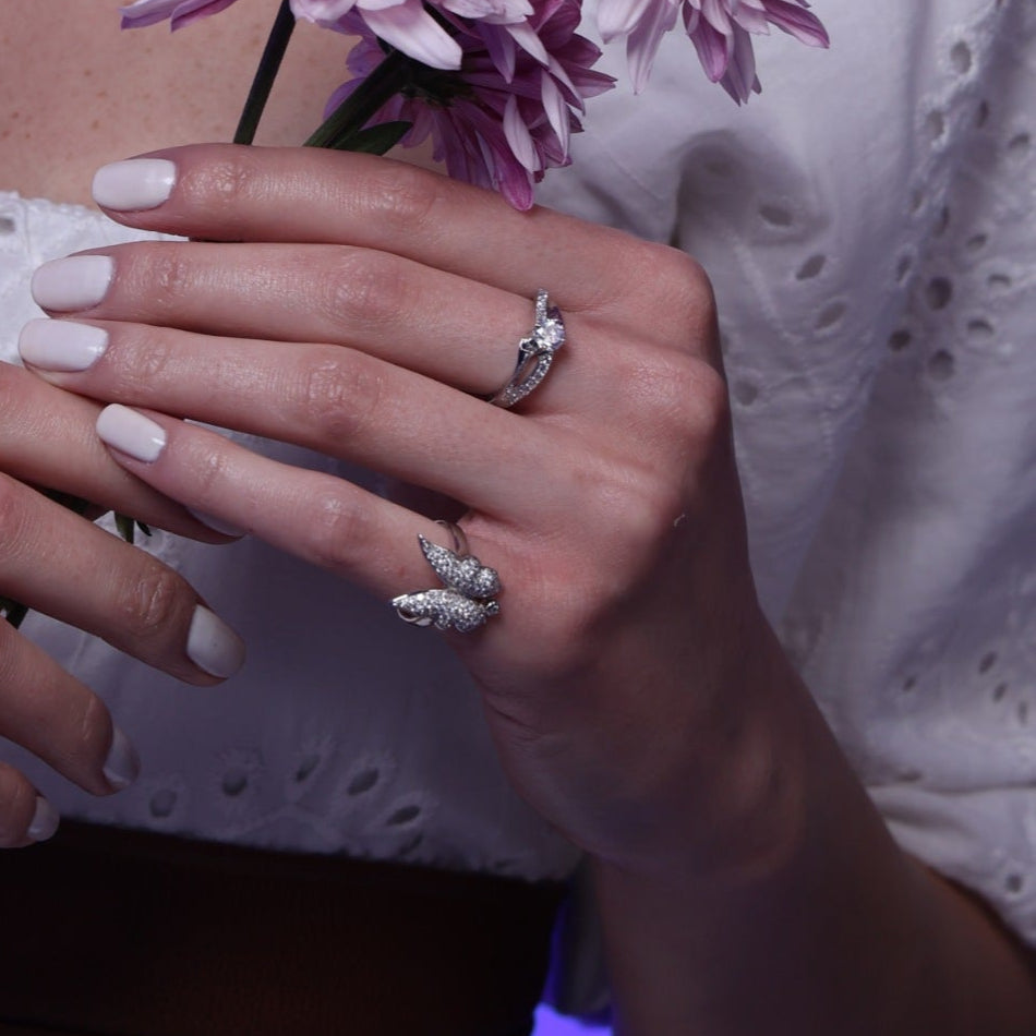 Fluttering Elegance Set