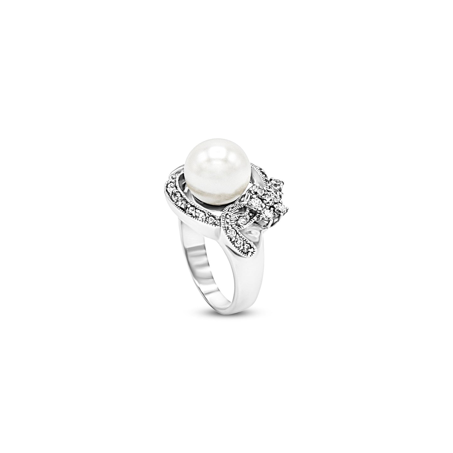 Elegant Pearl & Zircon Halo Ring