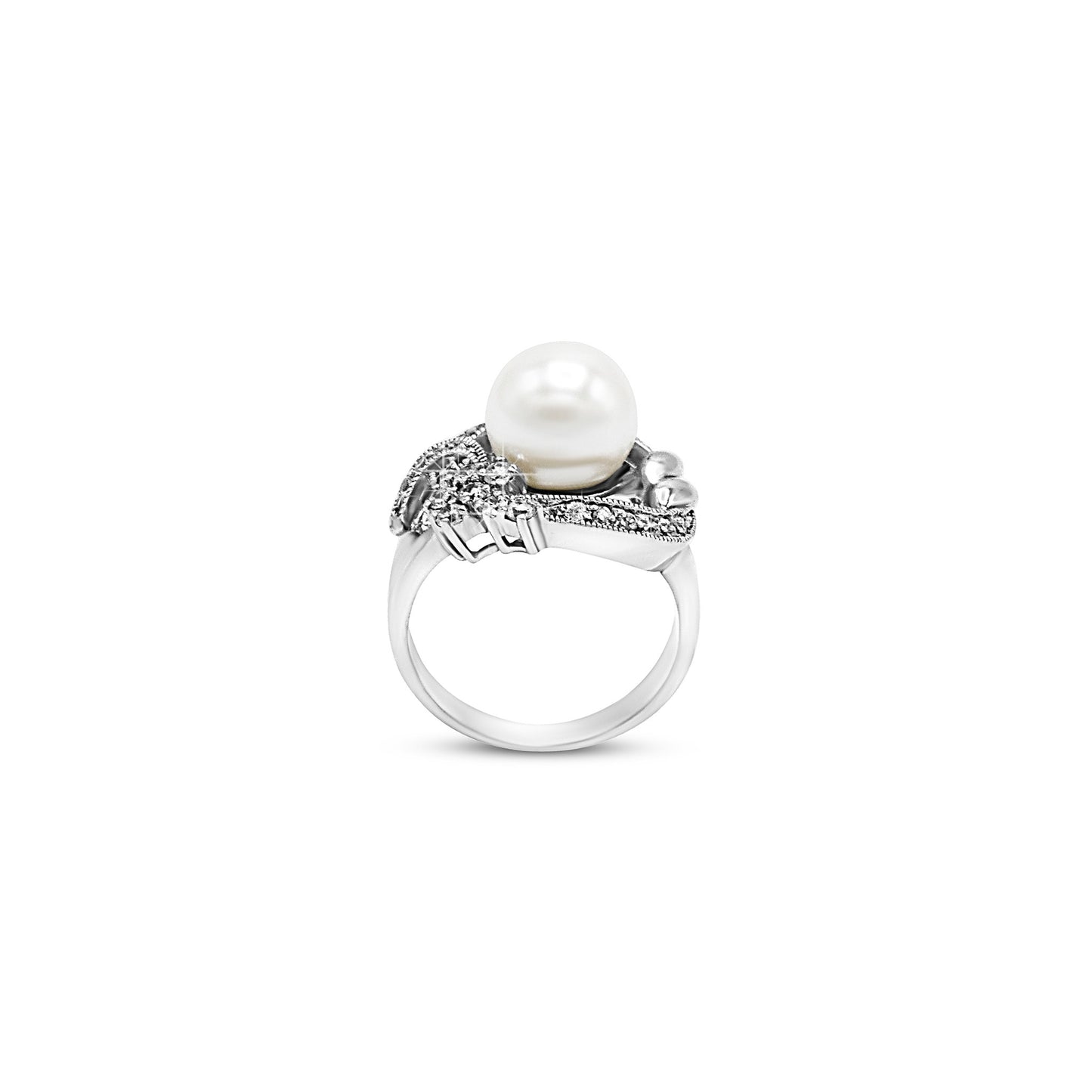Elegant Pearl & Zircon Halo Ring