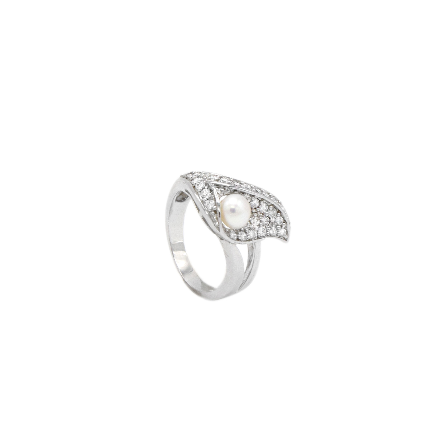 Pearl Whisper Ring