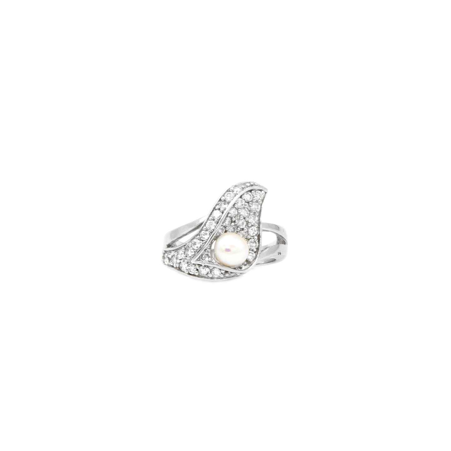 Pearl Whisper Ring