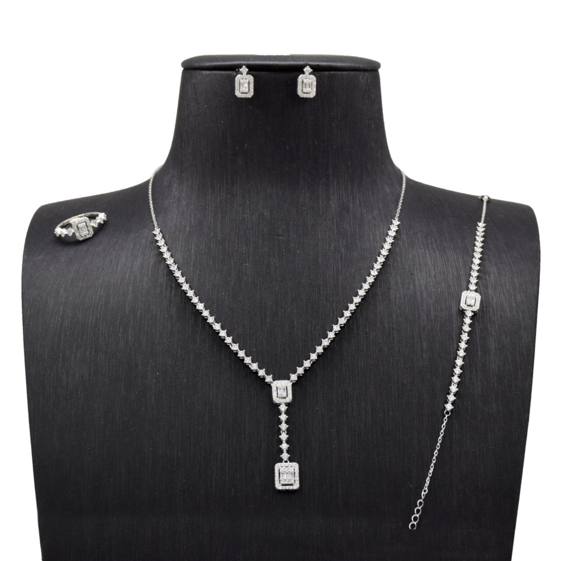 Elegant Radiance Jewelry Set