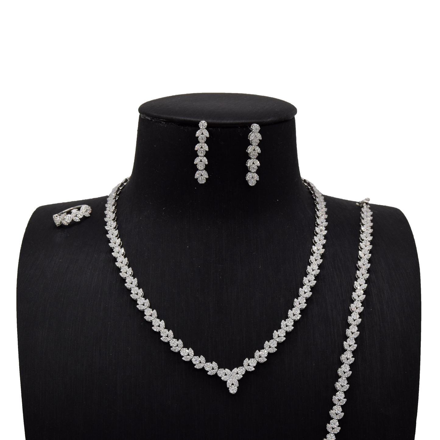 Regal Vine Luxury Set