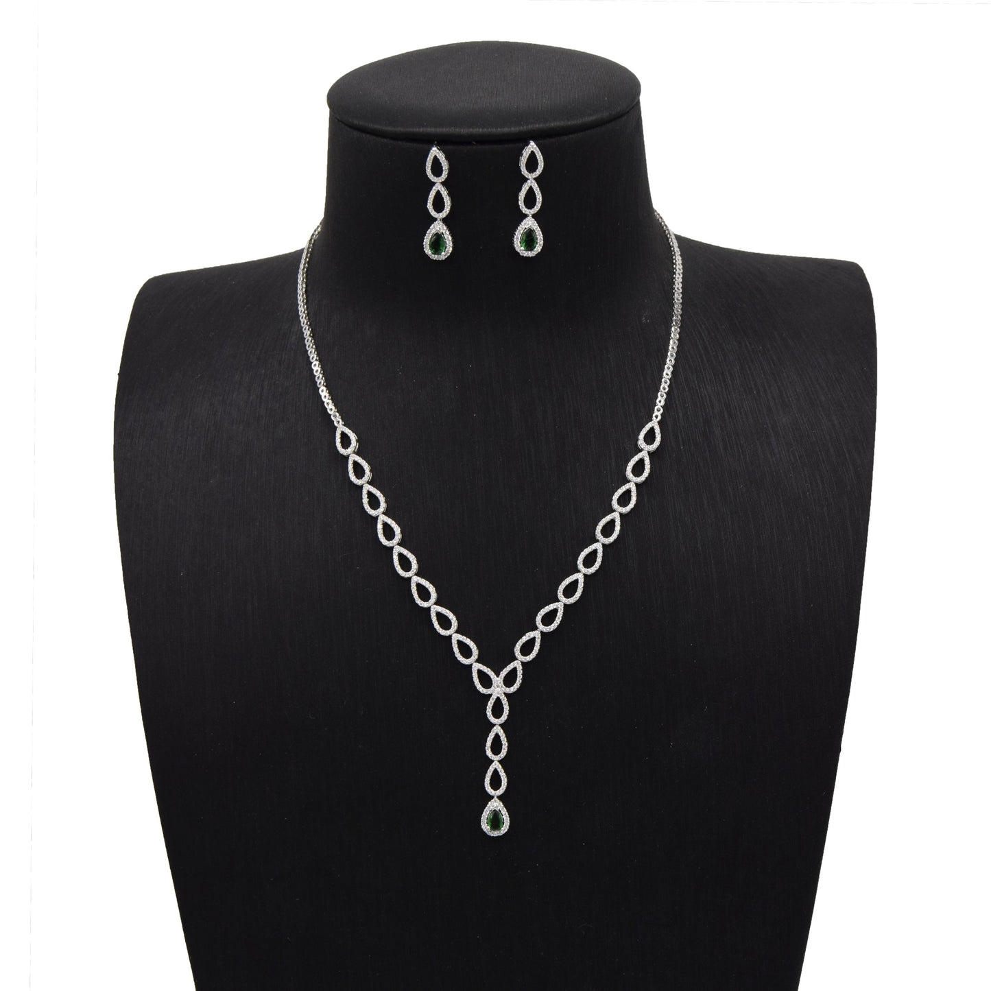 Elegant Teardrop Set in Sterling Silver
