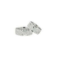 Sleek Spiral Bands image