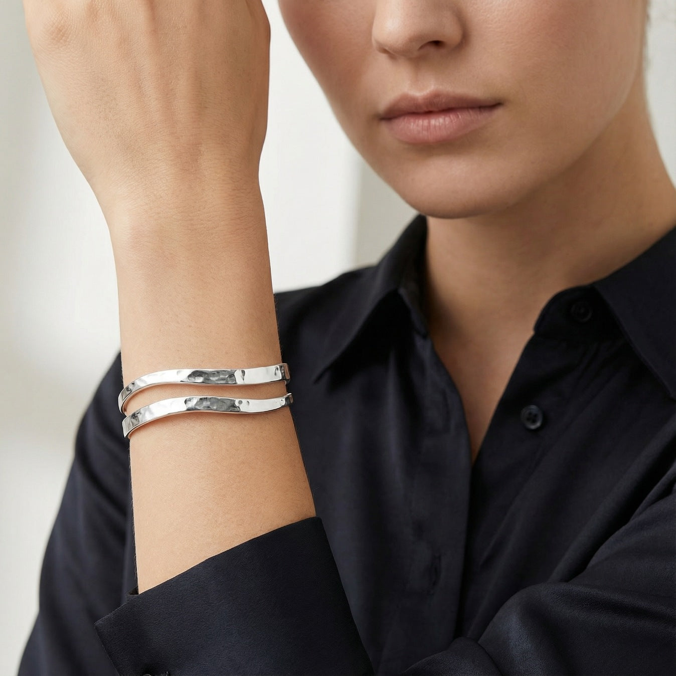 Parallel Wave Bangle