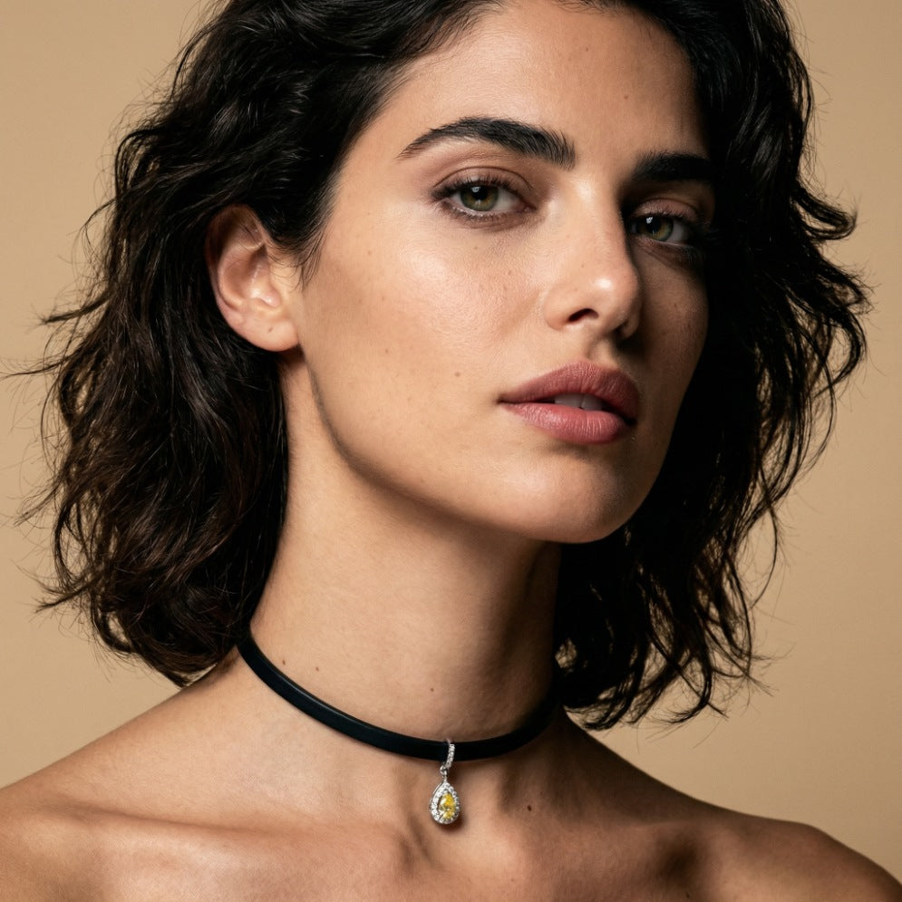 Gialla Choker