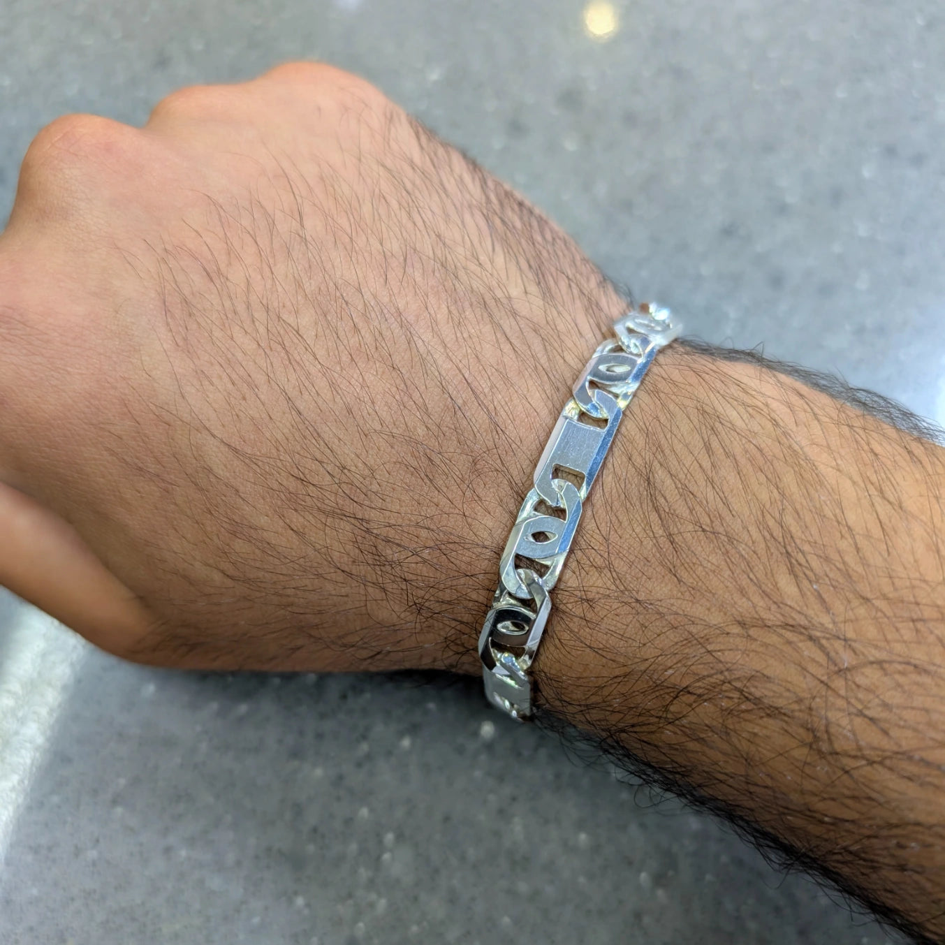 Marine-Scroll Chain Bracelet