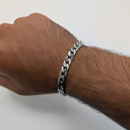 Gourmette Chain 7 mm with box clasp