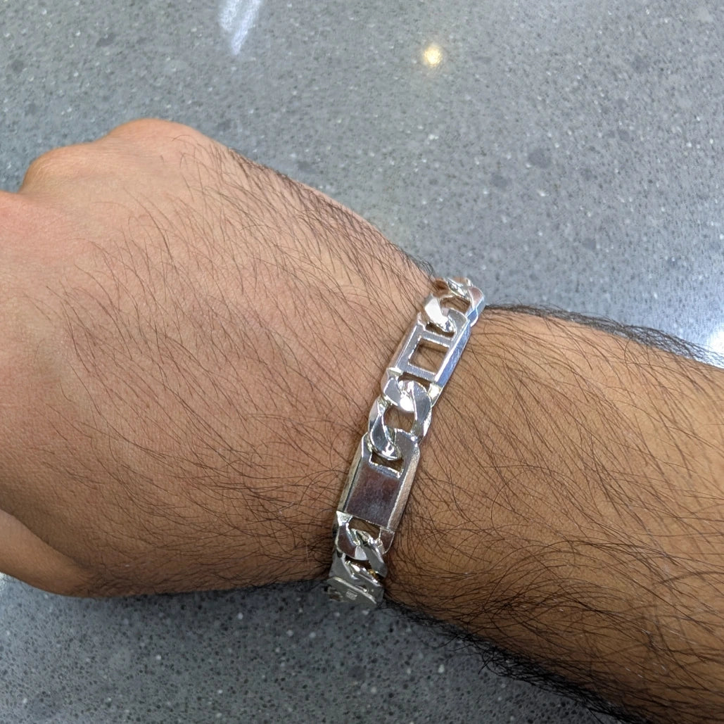 Marine Square Chain