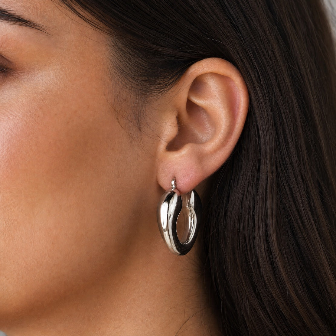 Sculpted Wave Hoop Earring