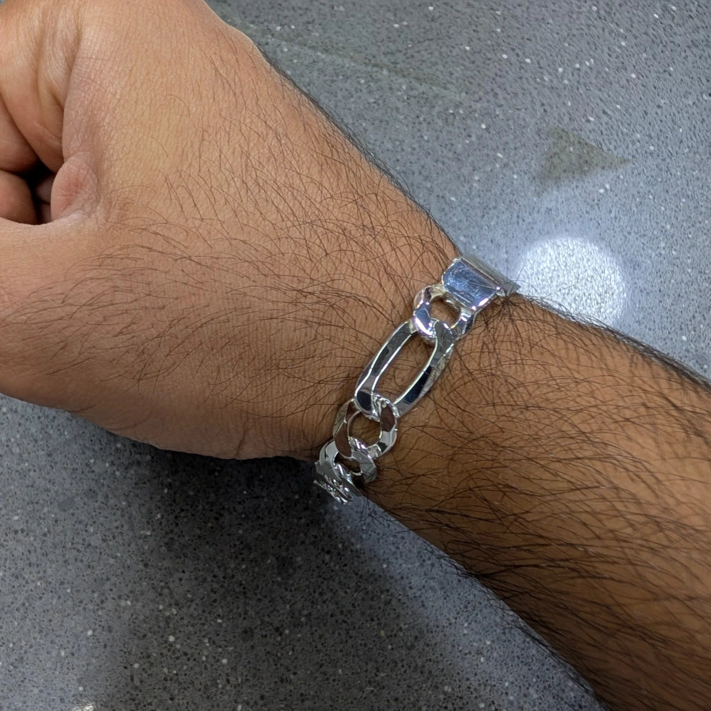 Figaro Chain with Linked ID Bracelet - 10 mm Plain Plaque