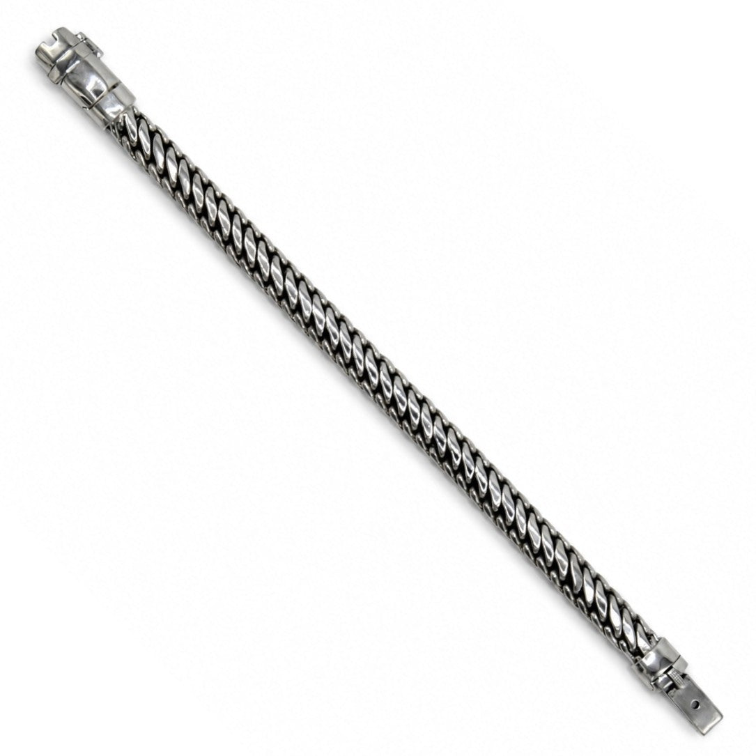Woven Curb Link