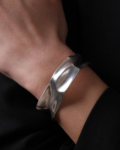 Liquid Flow Bangle