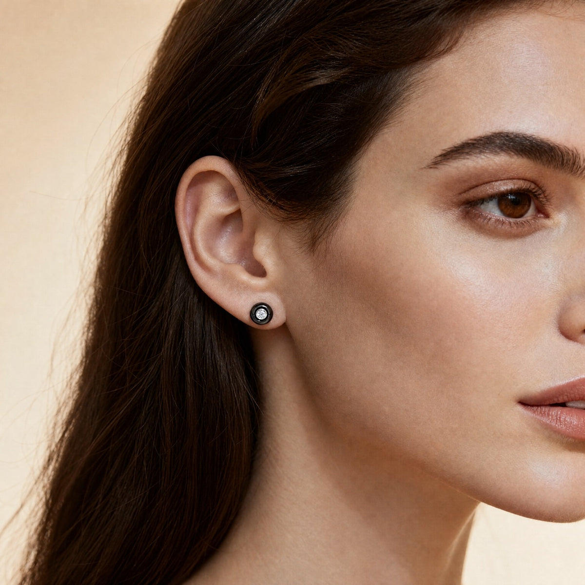 Simple Round Shaped Stud