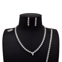 Regal Vine Luxury Set image