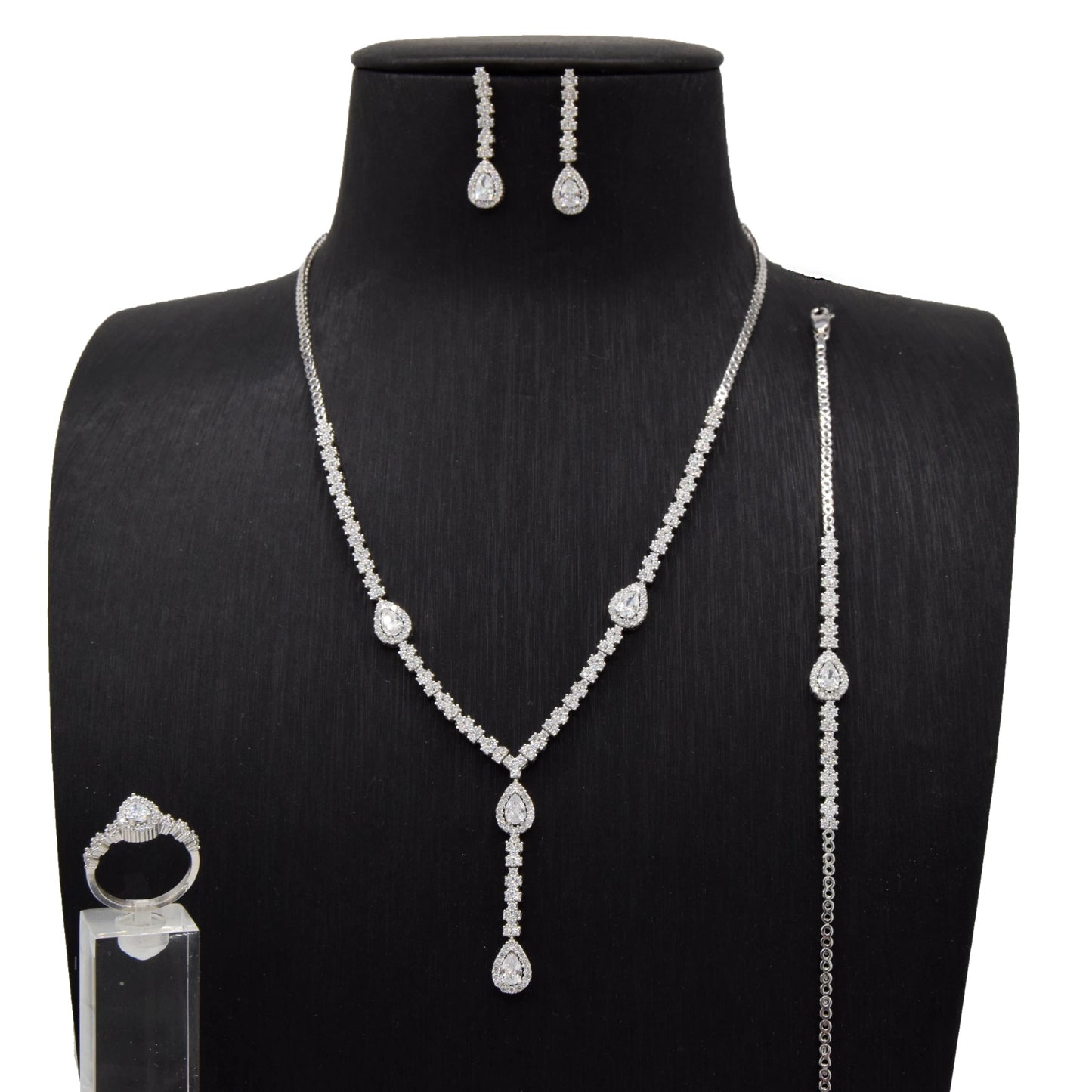 Opulant Set