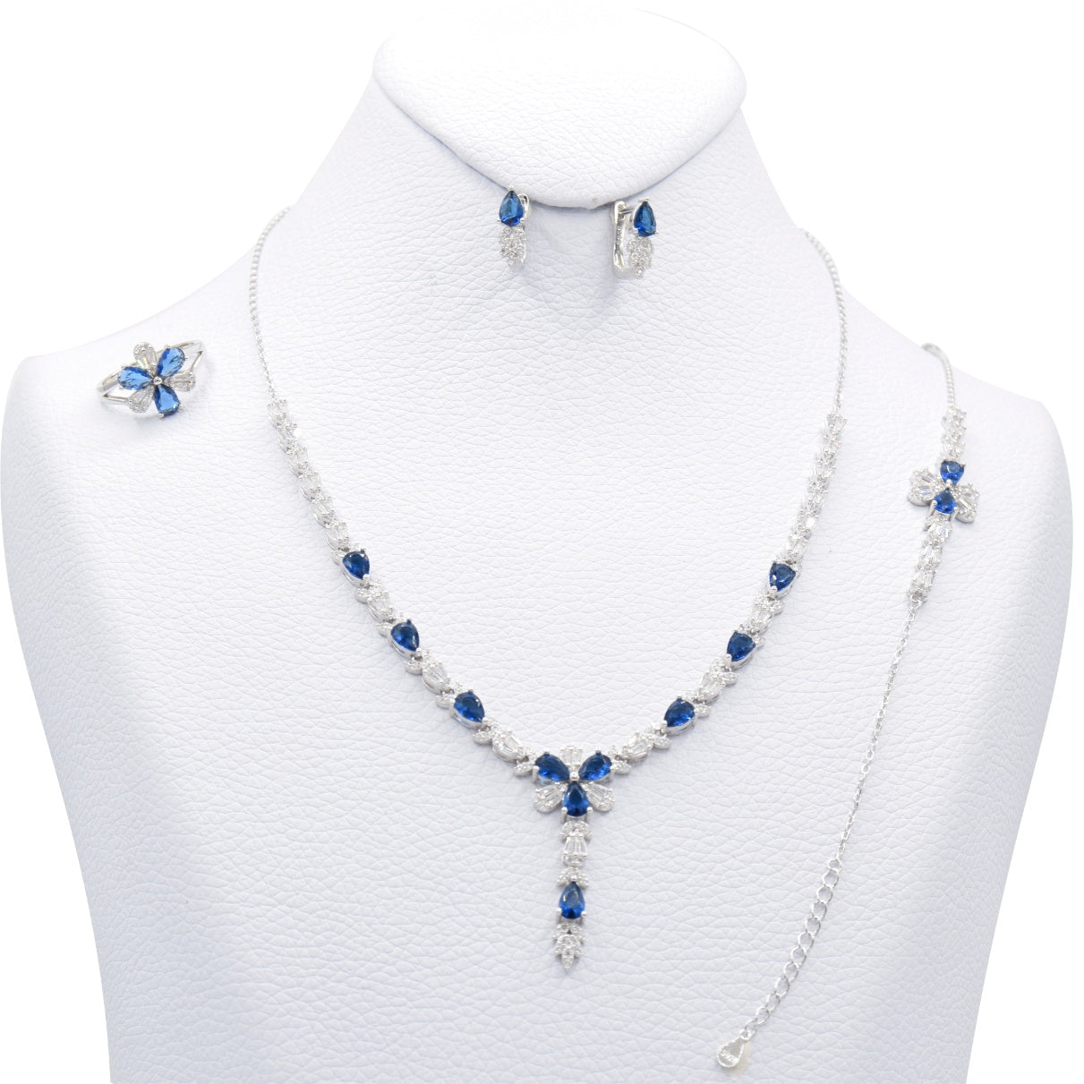 Emerald Blossom Jewelry Set