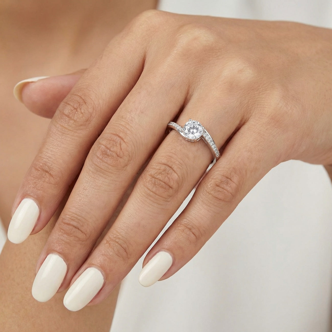 Opulent Solitaire Ring