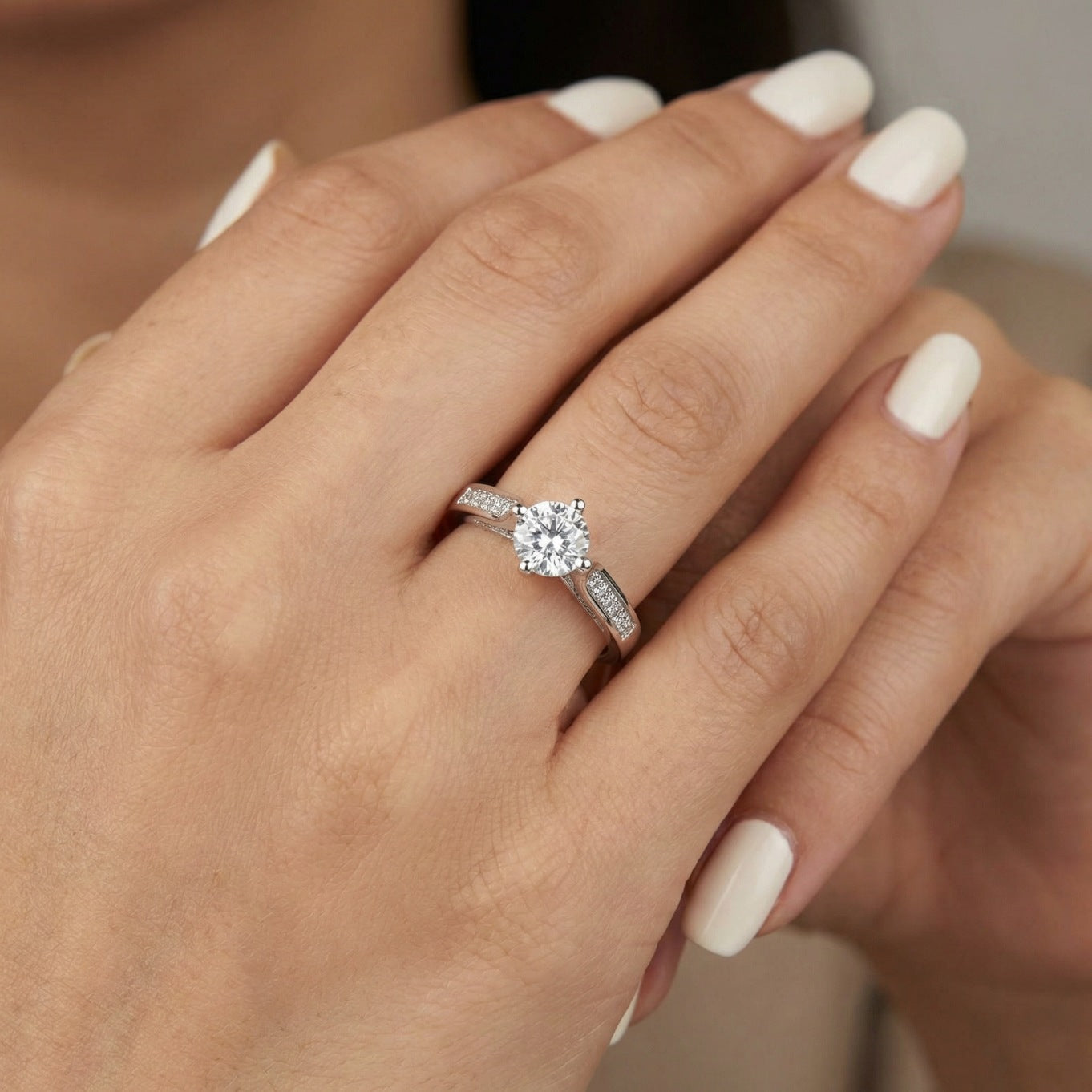 Extravagant Solitaire Ring