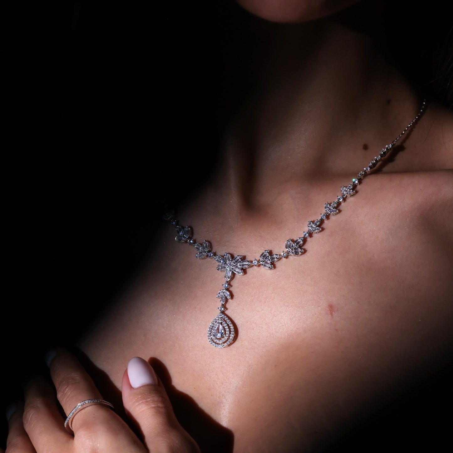 Elegance in Bloom Jewelry Set