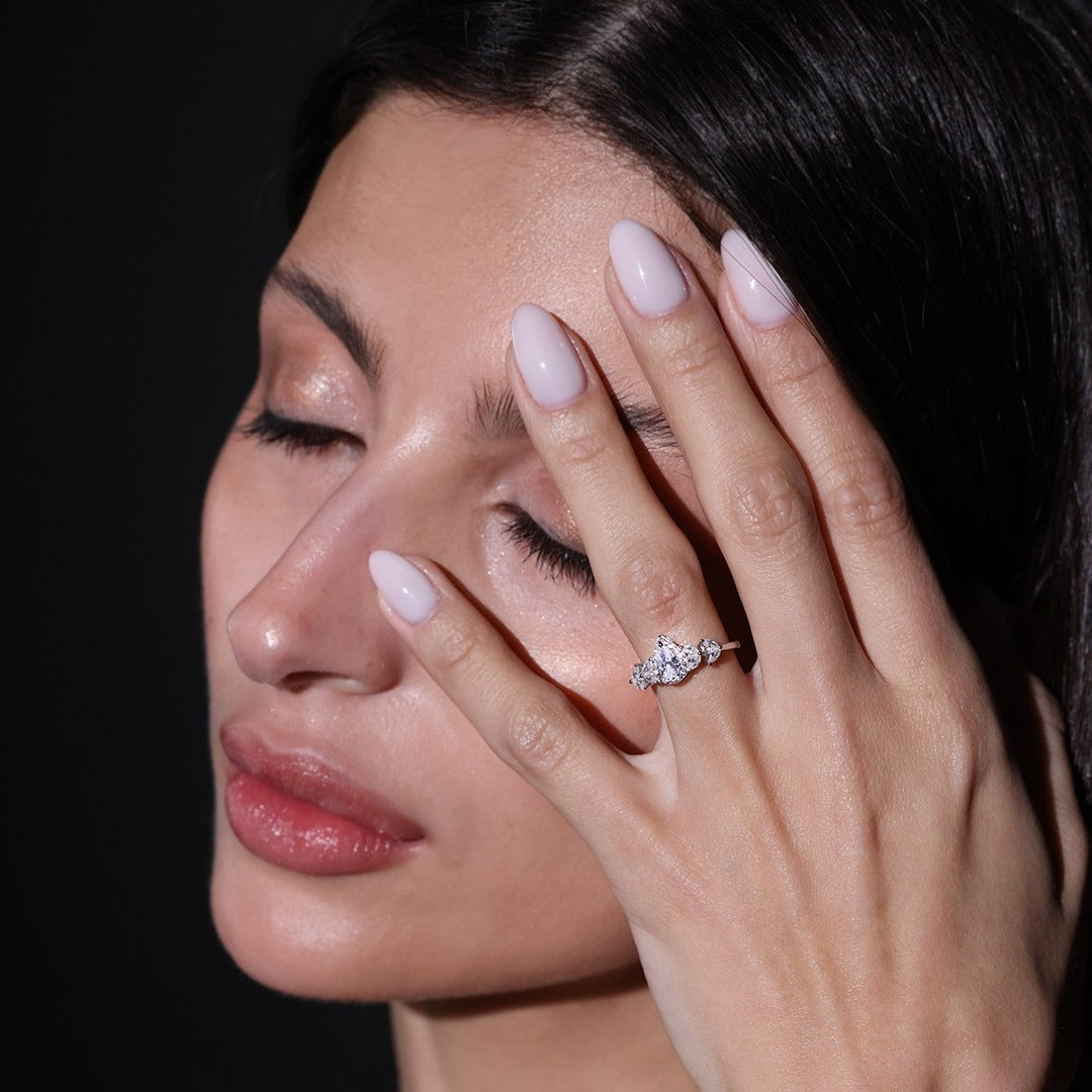 Graceful Teardrop Luxury Set