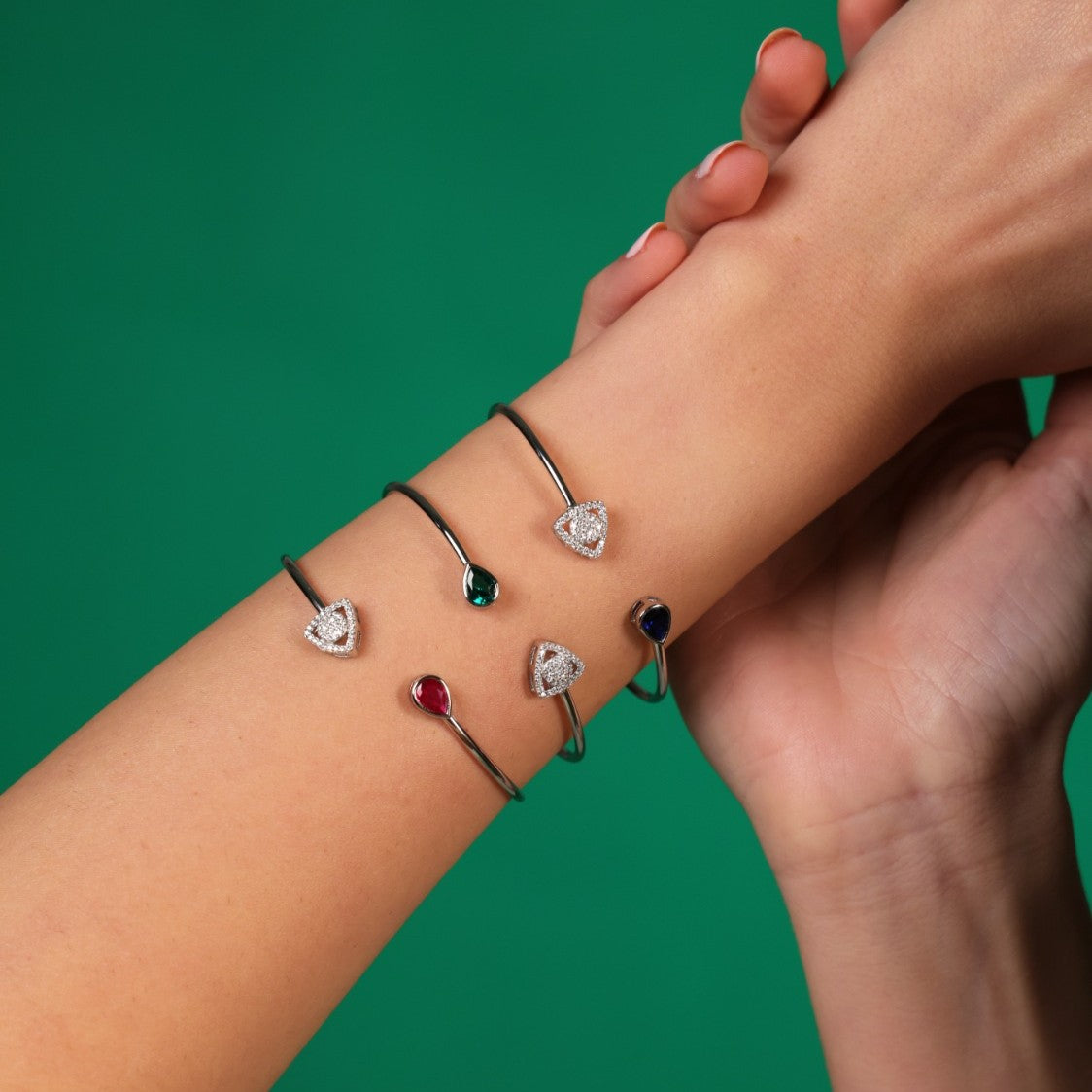 Trillion Halo & Pear Cut Dual Form Bangle