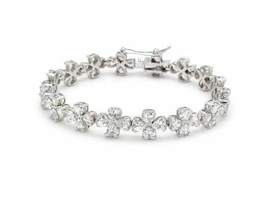 Four-Petal Flower Links