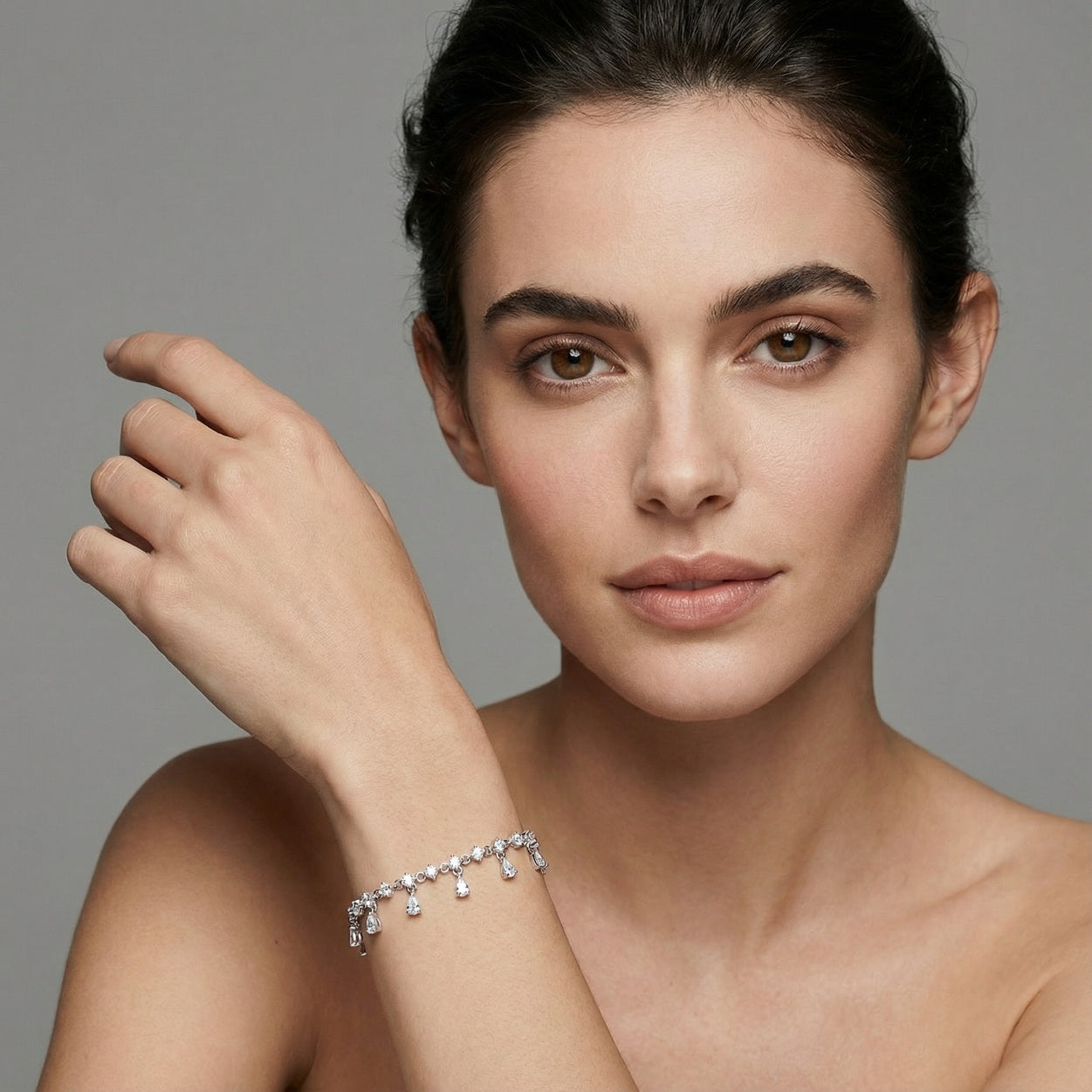 Dangling Shimmers Bracelet