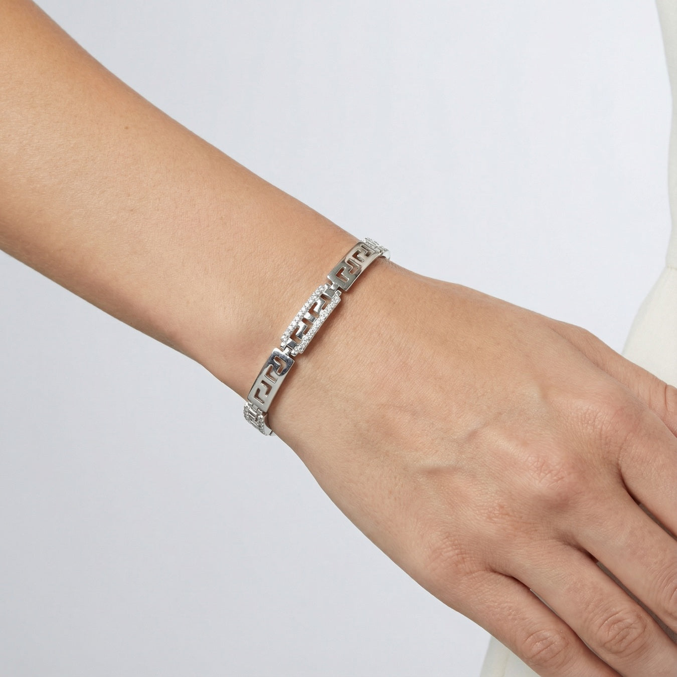 Frame Pattern Tennis Bracelet