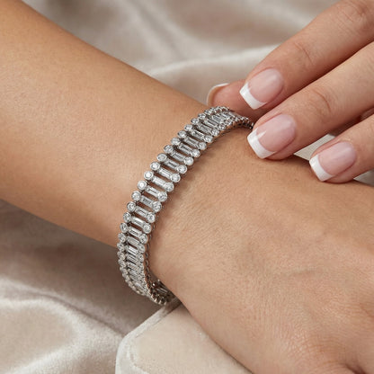 Luxe Baguette Line Bracelet