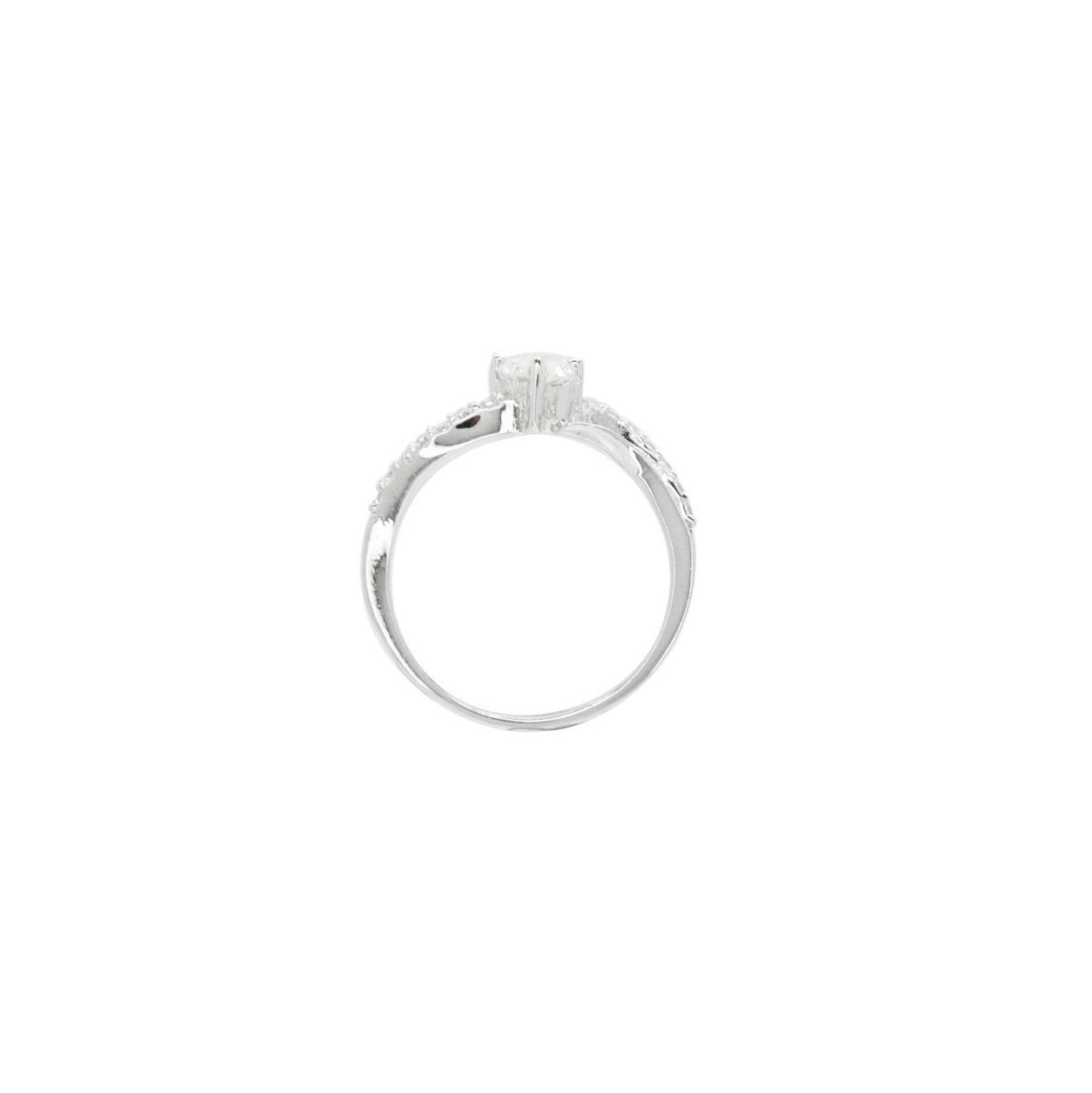 Opulent Solitaire Ring